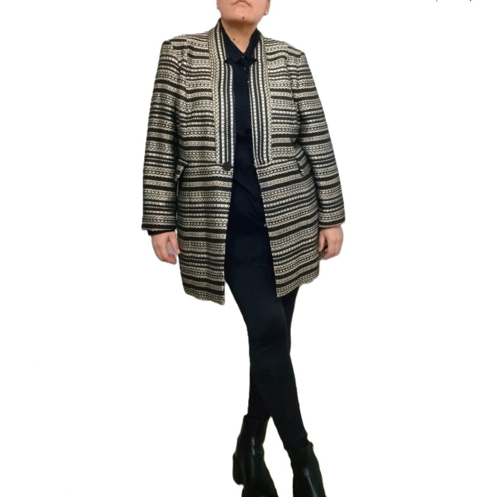 CHICO'S Women's Striped Tweed Jacket. Size 16-18
